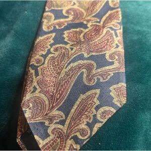 NWT Accents by Isaac Zeker 100% Silk Tie Made in Italy